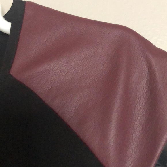 BCBGeneration dress with leather sleeves, size 2 - Picture 4 of 6